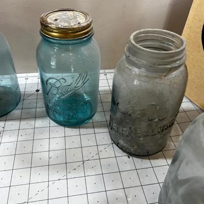 Lot of Antique Mason Jar (7) 