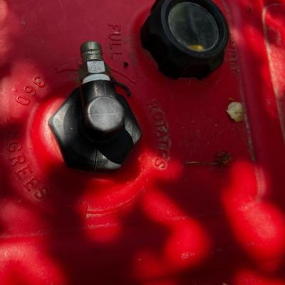 (3) 10 Gallon Boat Fuel Tanks with Primer Hoses