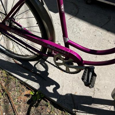 PURPLE - SCHWINN Hollywood Cruiser, Women's 