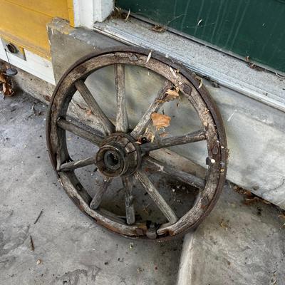 Antique Wagon Wheel 