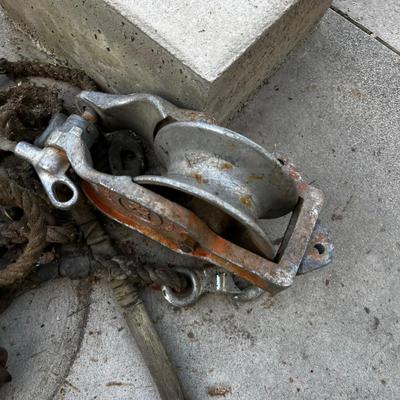 Safety Ropes and Pulleys 