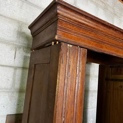 OAK Armoire 