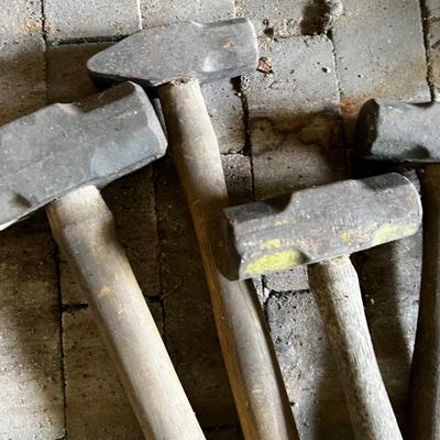 4 Sledge Hammers 