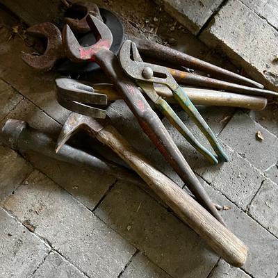 Spud Wrenches and Claw Hammers