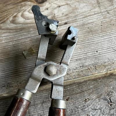 IDEAL Bullet Mold 357