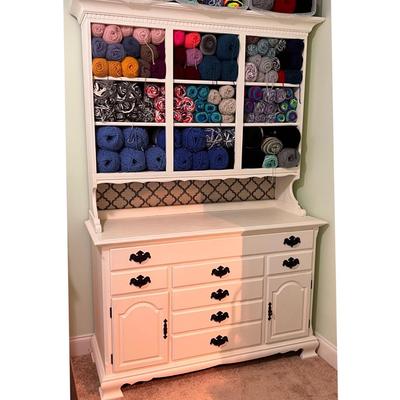 Hutch/China Cabinet Chalk Painted