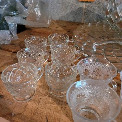 Glass Punch Bowl with Ladle & Cups (1G-CE)