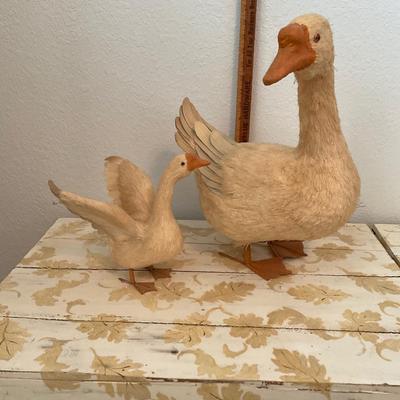 Decorative Geese-Vintage w/Feathers