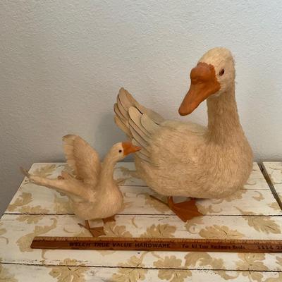 Decorative Geese-Vintage w/Feathers