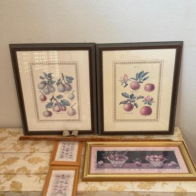 Prints in frames ðŸ–¼ï¸.