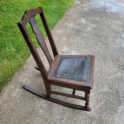 Antique Rocking Chair and Folding Chair (1G-DW)
