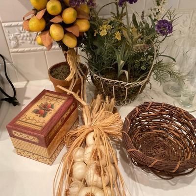 Misc Baskets, Recipe Box and Garlic Braid.
