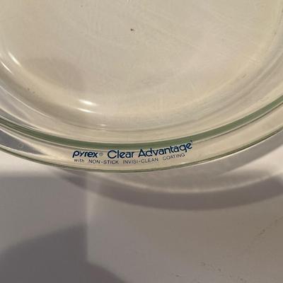4 Pyrex Pie Dishes