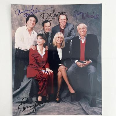 Laverne & Shirley cast signed photo 