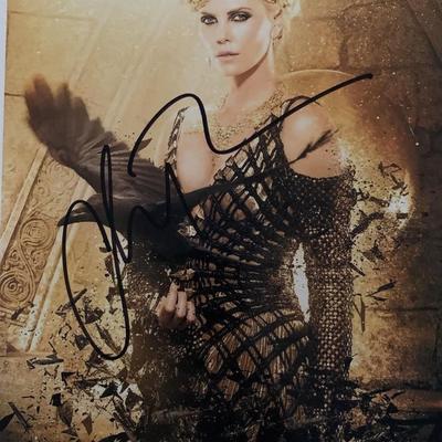 The Huntsman: Winter's War Charlize Theron signed movie photo