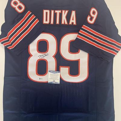 Mike Ditka signed jersey- Beckett authenticated