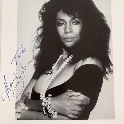 The Supremes Mary Wilson signed photo