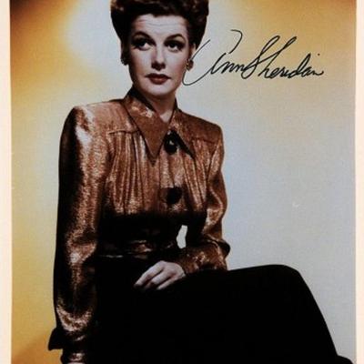 Ann Sheridan signed portrait photo 