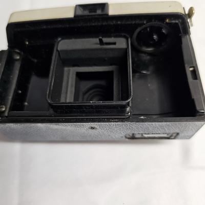 Vintage Kodak Camera Assortment  (1G-JS)