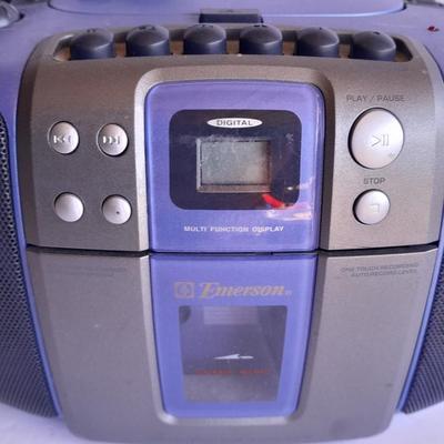 Emerson AM/FM/ CD/ CASSETTE Portable electric radio