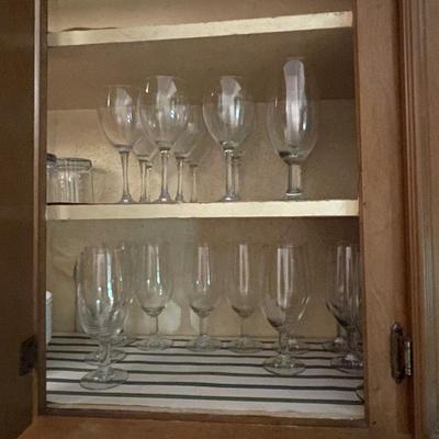 Glasses and plates lot