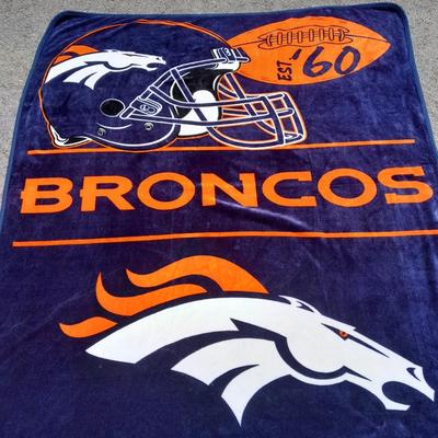 Bronco's Throw blanket and two Coffee Mugs