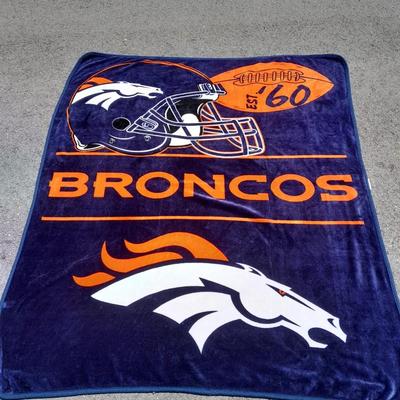 Bronco's Throw blanket and two Coffee Mugs