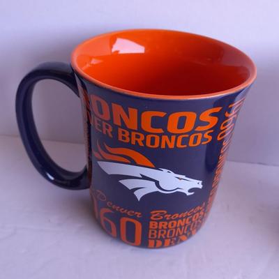 Bronco's Throw blanket and two Coffee Mugs
