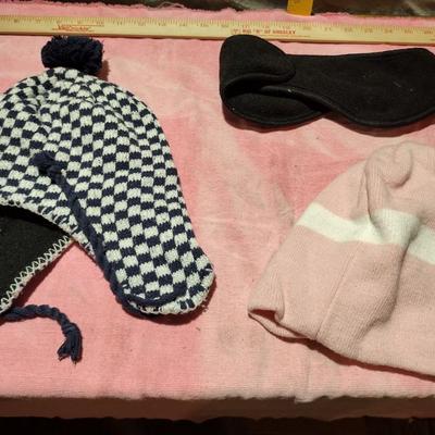 LADIES WINTER HATS AND SCARF