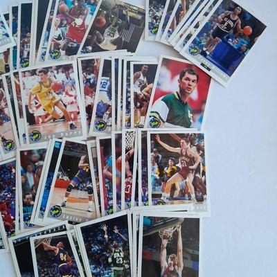 Basketball Trading cards in plastic boxes Shaquille O'Neal and more