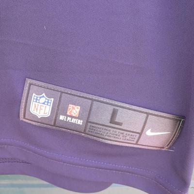 Nike NFL Size Large Sports Jersey Size Large E. Smith