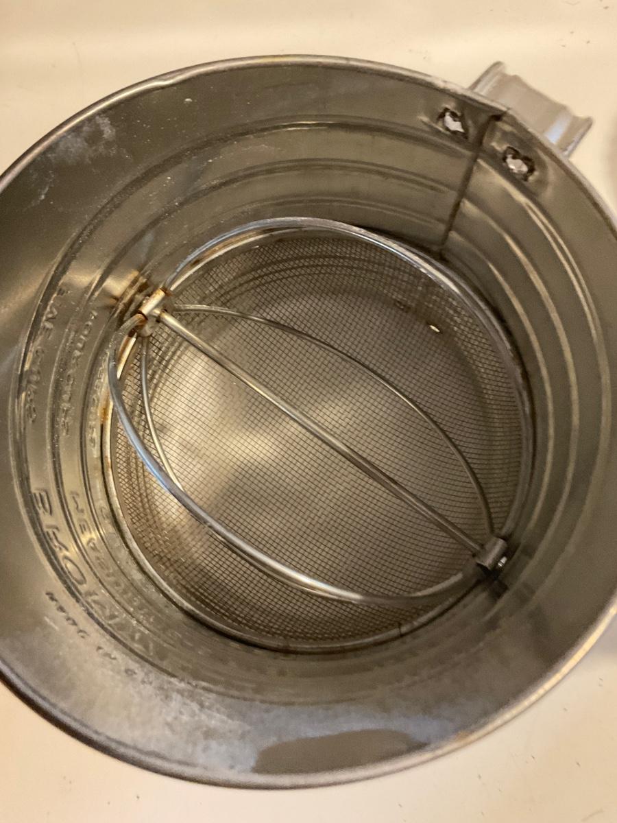 Vintage Bromwell’s Sifter.