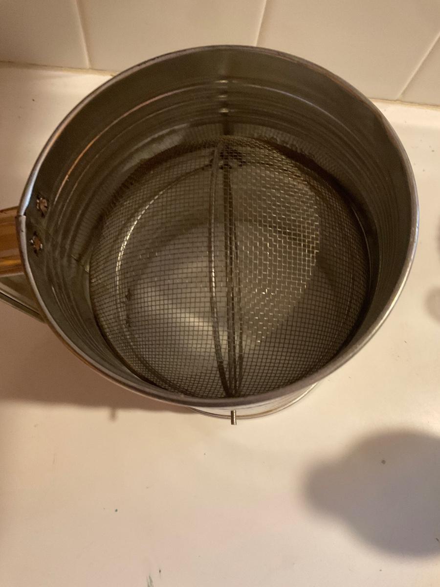 Vintage Bromwell’s Sifter.