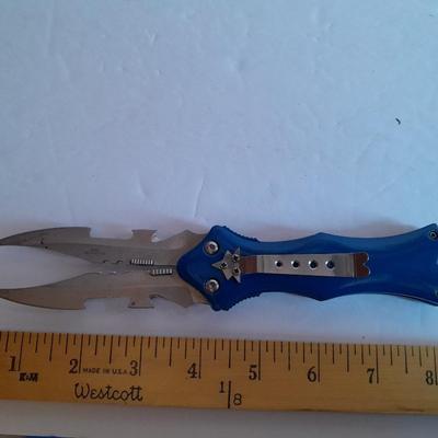 Two knives, double bladed and small black pocketknife
