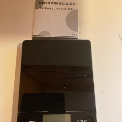 Digital Kitchen scale.