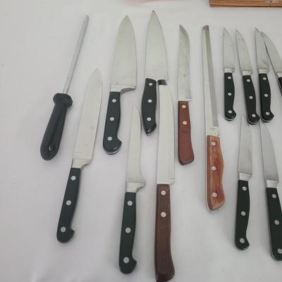Assortment of Kitchen Knives with Sharpeners (1K-CE)