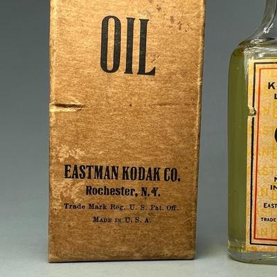Vintage Eastman Kodak Kodascope Lubricating Oil Glass Bottle with Original Box