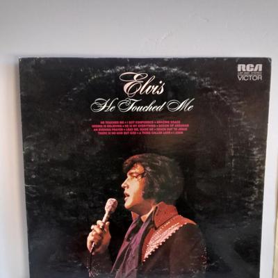 Two Elvis Presley Vinyl Albums 12" Record LP "He touched me" and "It happened at the World Fair"