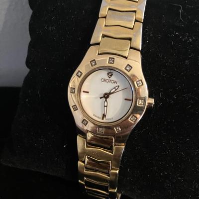 CROTON Gold Ladies Watch with Diamond Bezel and new battery