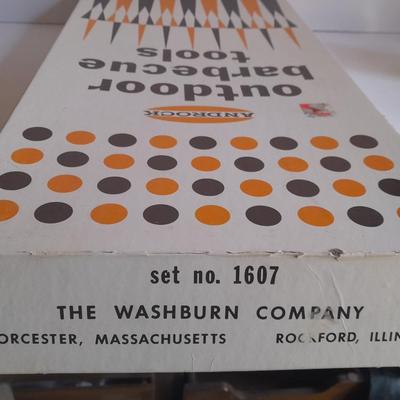 Vintage The Washburn Company Outdoor Barbecue Tools New in Box NICE SET!