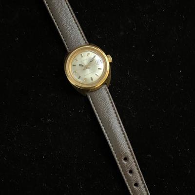 Vintage Timex Gold Tone Ladies Mechanical Watch 8â€