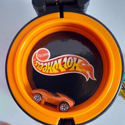 Die cast Metal cars, Hot wheels Micro machine keychain and three micro machine cars