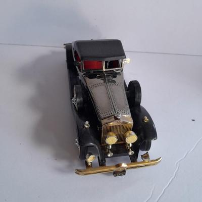 Vintage Rolls Royce Model car, Battery Operated AM Radio