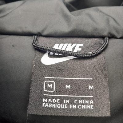 Nike Down Winter Coat Size Medium