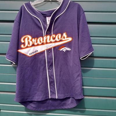 NFL Player's INC. Size Large Bronco's #24 Bailey Jersey