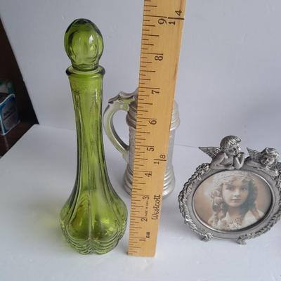 Avon collectible bottles, Item's you would find on a vanity. Mirror, vase, flower and more