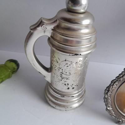 Avon collectible bottles, Item's you would find on a vanity. Mirror, vase, flower and more
