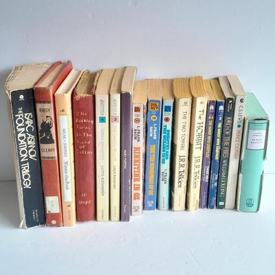 Vintage books, J.R. Tolkien, Baum, Mary Poppins, OZ, Hardy Boys  and more