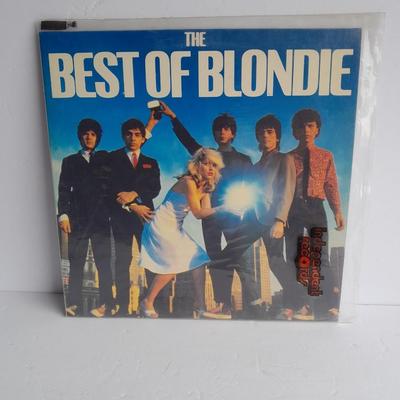 The Best of Blondie 12" LP Vinyl Record Album In great condition!