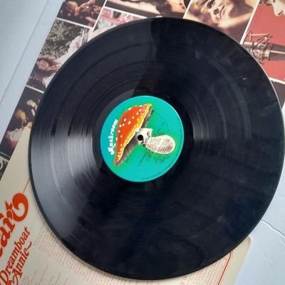 Two Heart 12" LP Vinyl Record Albums In great condition! Dreamboat Annie and Magazine